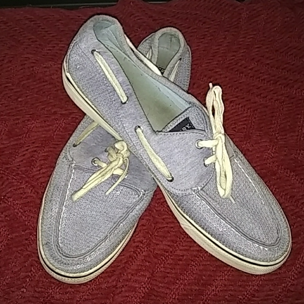 ✨💋✨💋Women's size 12 sequined blue Sperry shoe